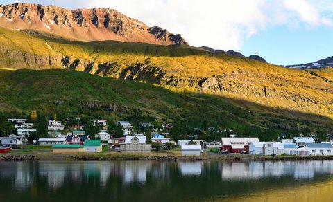 Mengun fer minnkandi við Strandarveg, viðkvæmir hvattir til að sjóða áfram neysluvatn